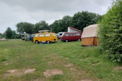 vw-bullies-campen